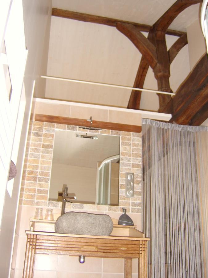 Chambres De La Porte Aux Moines Vouvant Exteriér fotografie